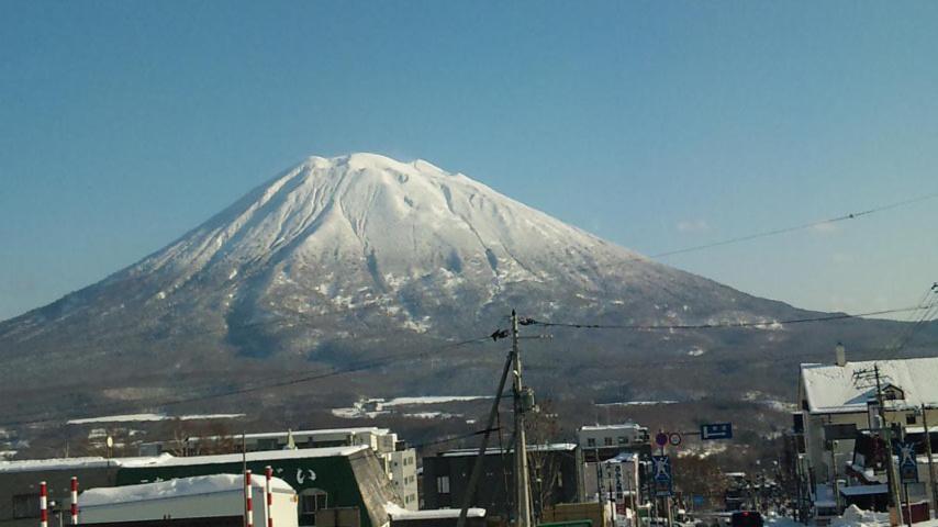 ホテル ペンション　ニューホワイトベアー 倶知安町 エクステリア 写真